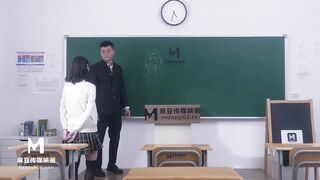 麻豆传媒 ]MD-0237 青春学园 高校生的清纯恋情 楚梦舒